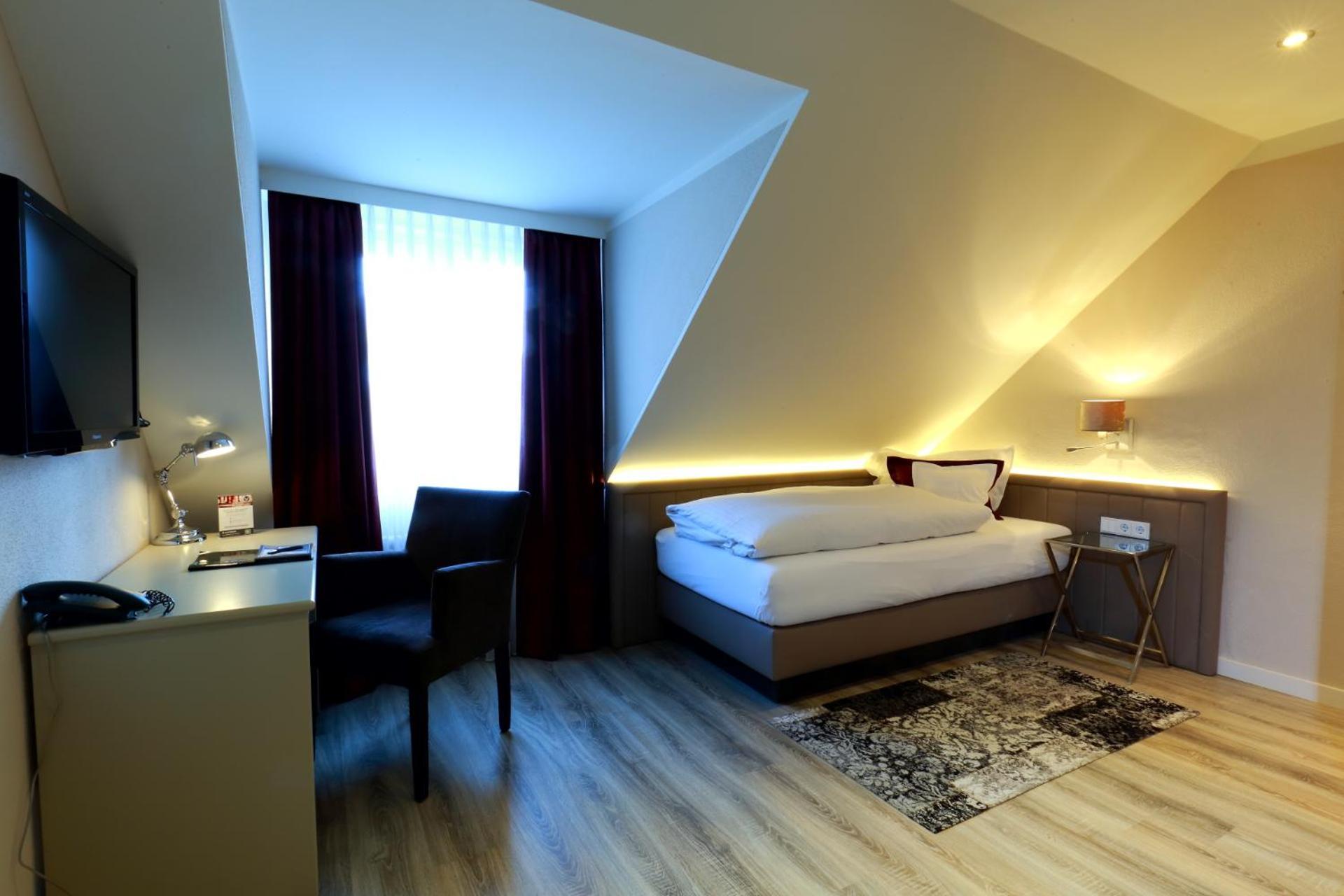 Hotel Waldkrug Delbrück Zewnętrze zdjęcie