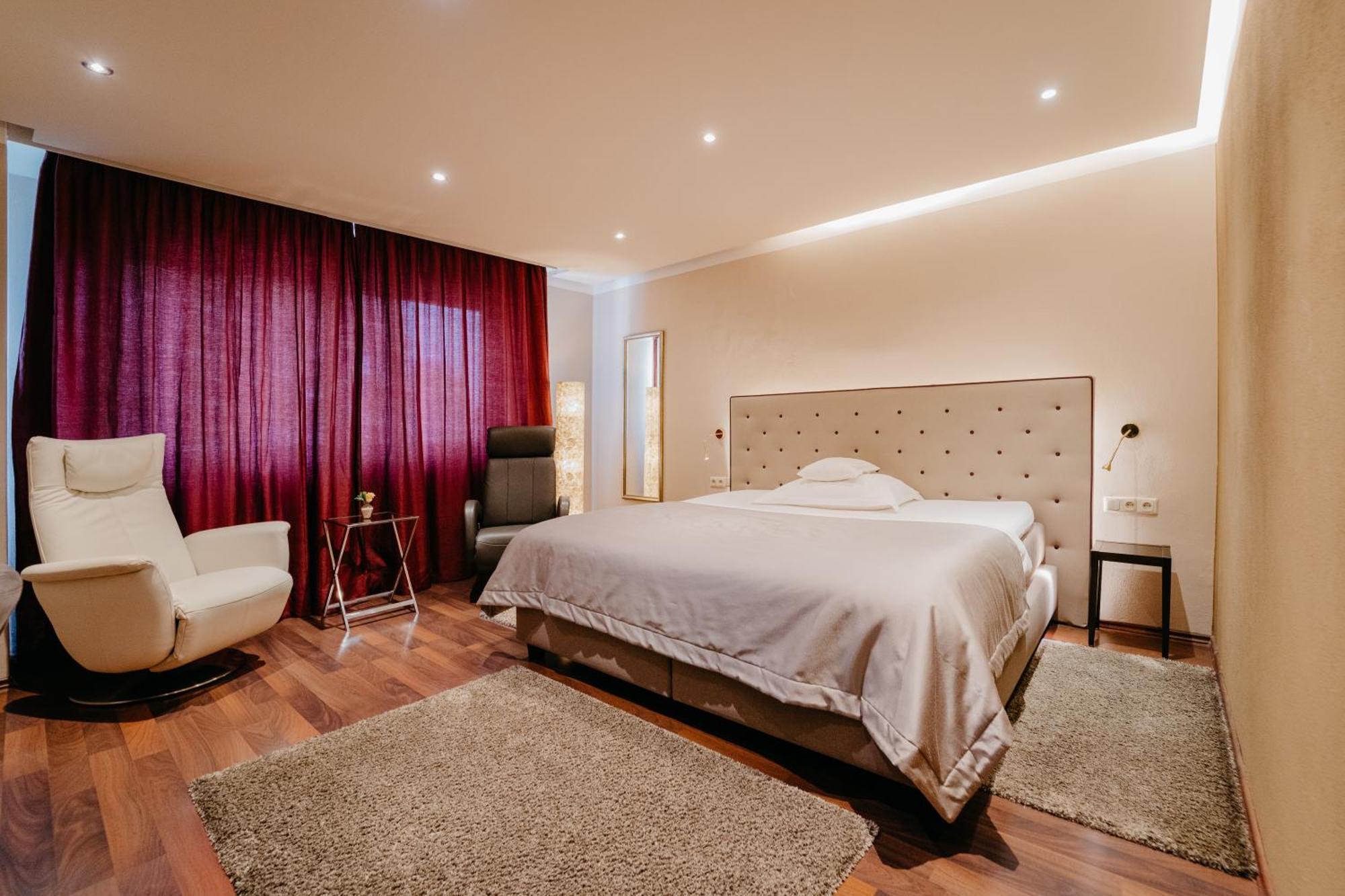 Hotel Waldkrug Delbrück Zewnętrze zdjęcie