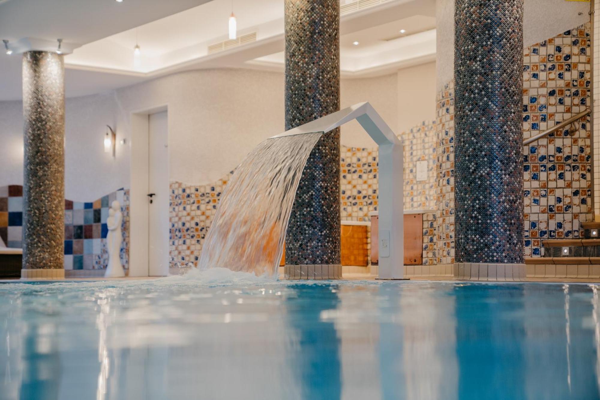 Hotel Waldkrug Delbrück Zewnętrze zdjęcie