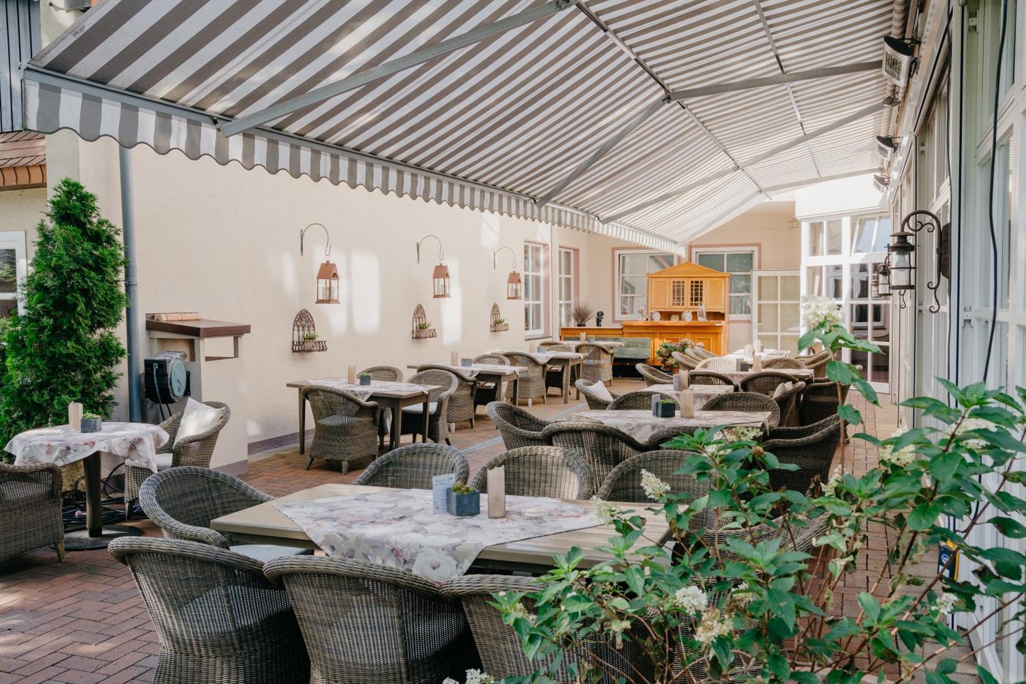 Hotel Waldkrug Delbrück Zewnętrze zdjęcie