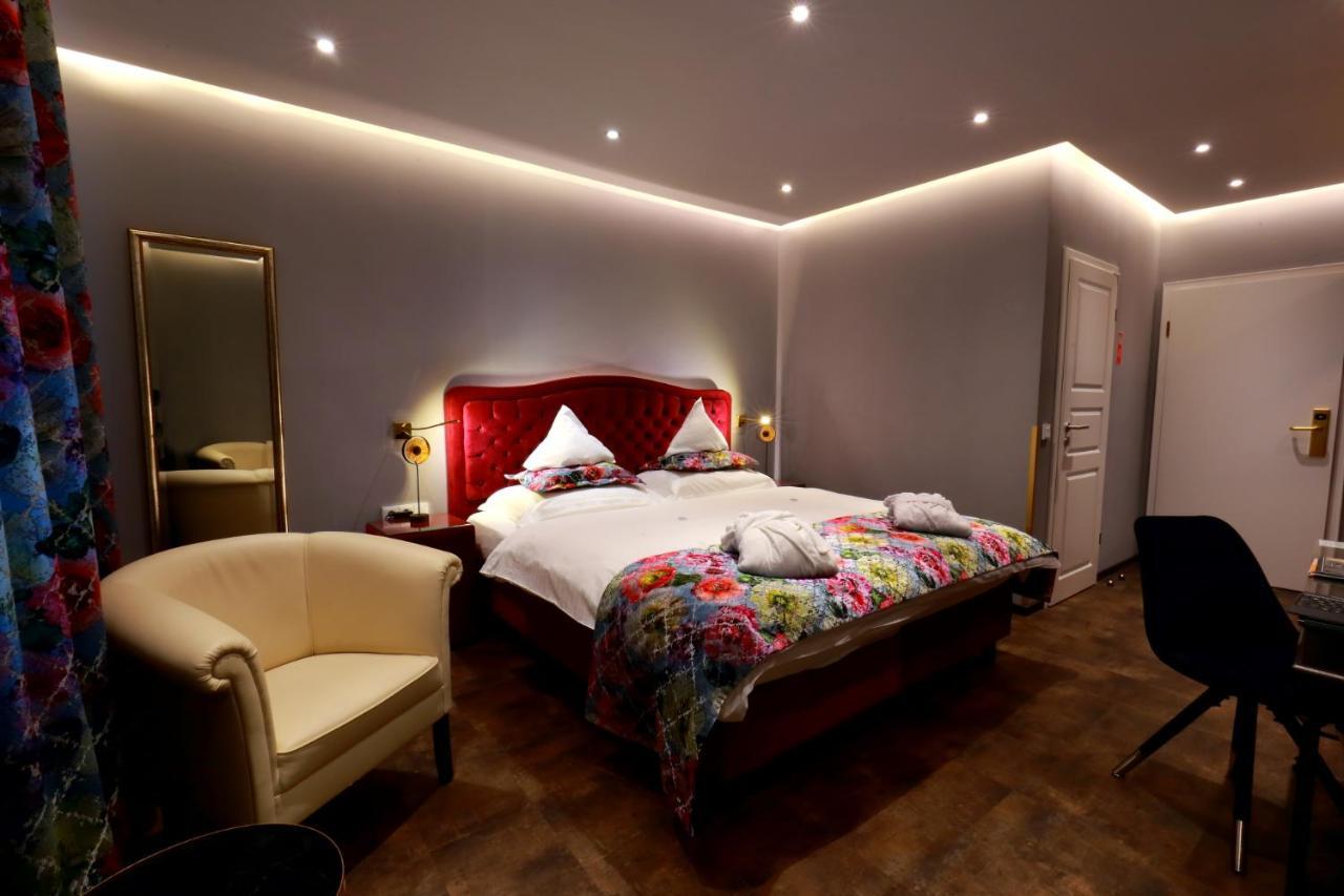 Hotel Waldkrug Delbrück Zewnętrze zdjęcie